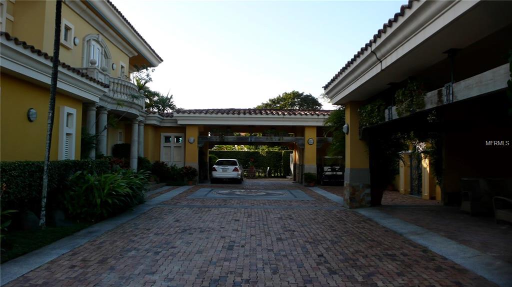 DORADO COUNTRY ESTATES - Residential