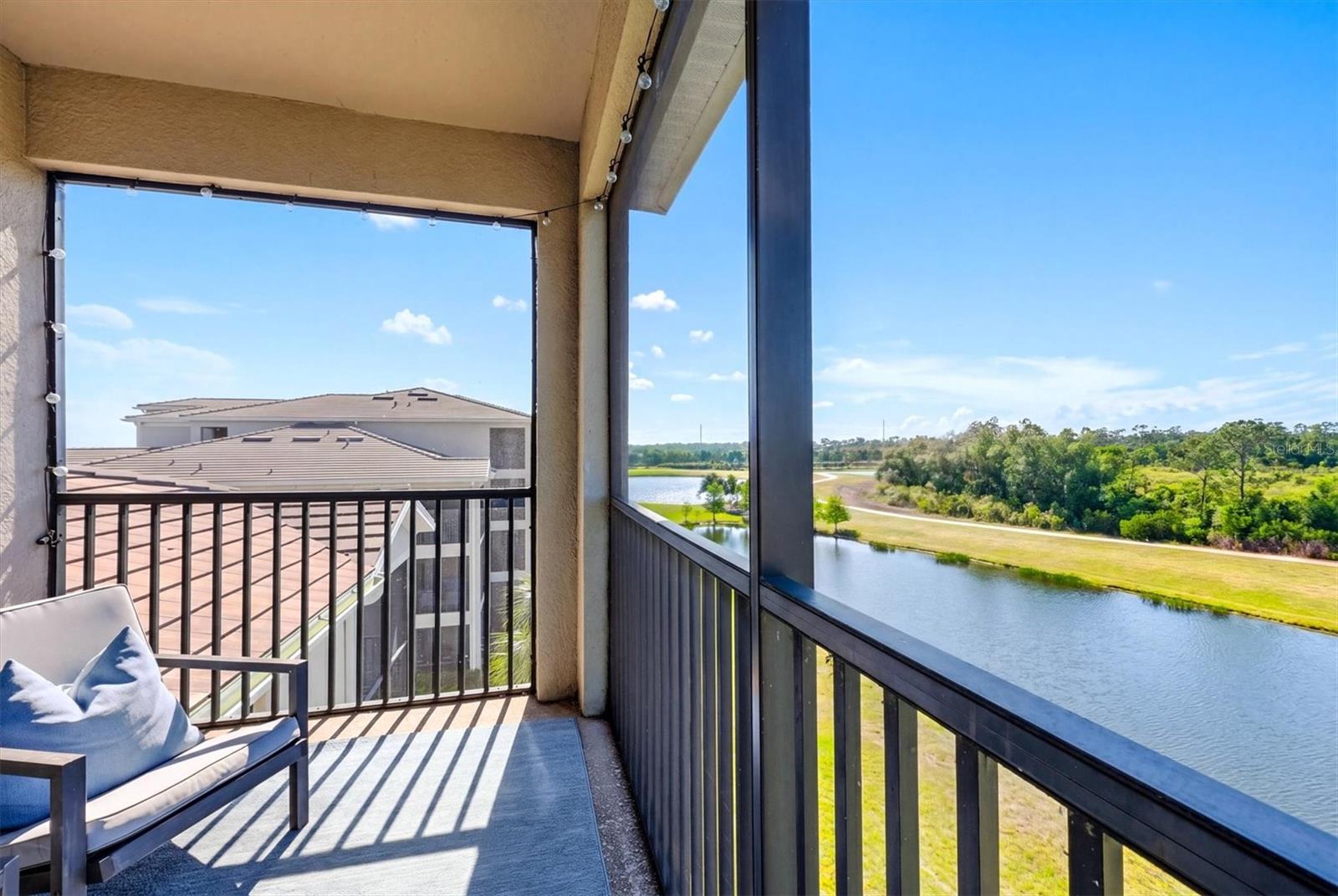 TERRACE VII AT LAKEWOOD NATIONAL PH II - Residential