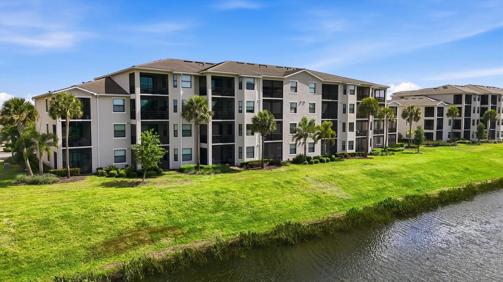 TERRACE VII AT LAKEWOOD NATIONAL PH II - Residential