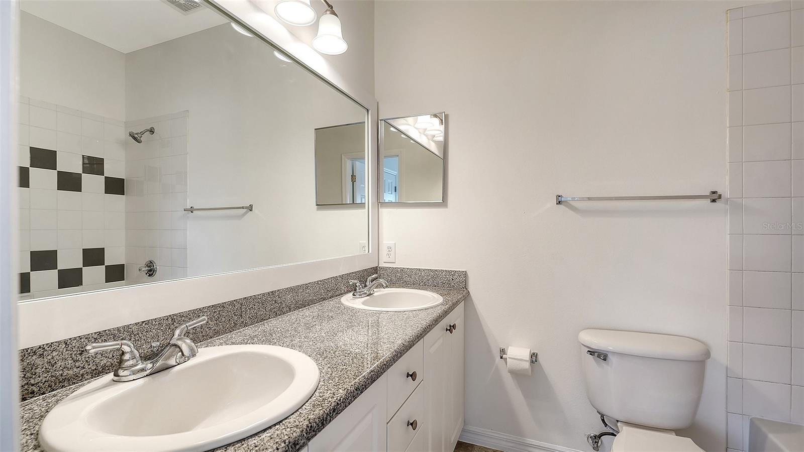 CAROLINA LANDINGS AT UNIVERSITY PLACE A - Residential