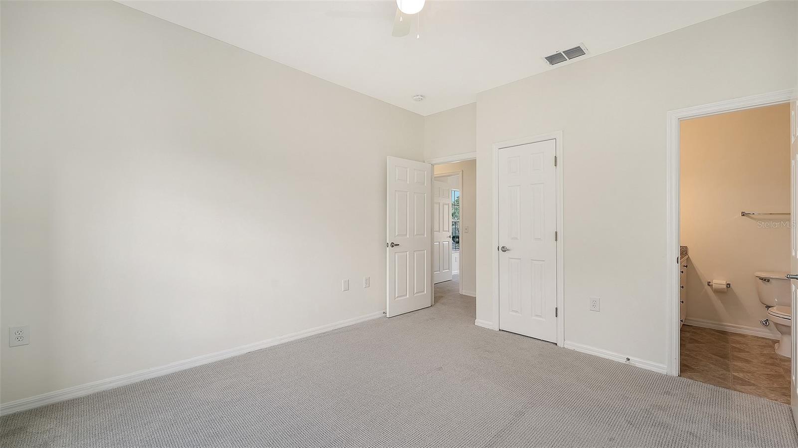 CAROLINA LANDINGS AT UNIVERSITY PLACE A - Residential