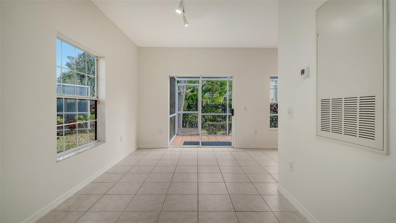 CAROLINA LANDINGS AT UNIVERSITY PLACE A - Residential