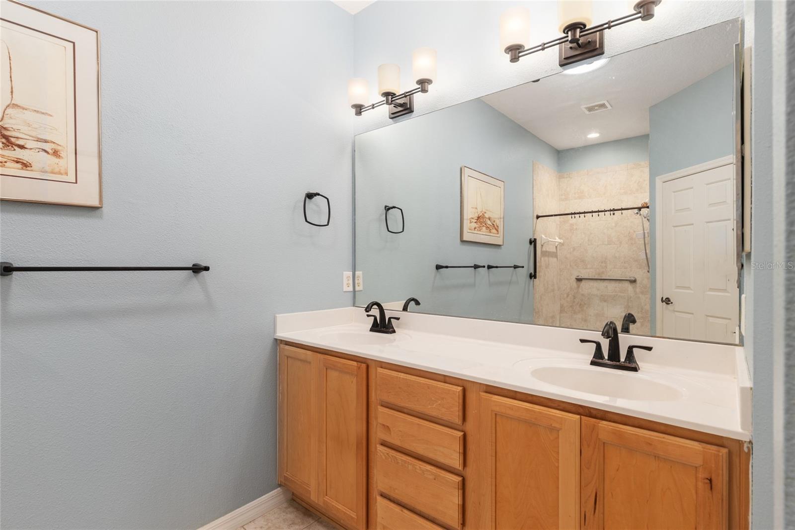 INDIGO EAST - Residential