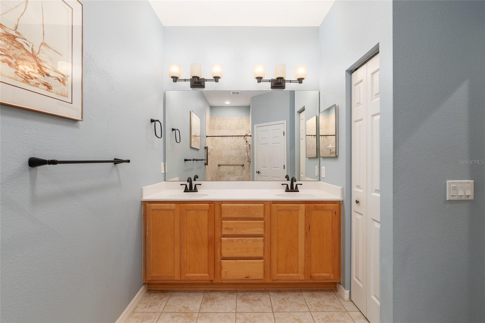 INDIGO EAST - Residential