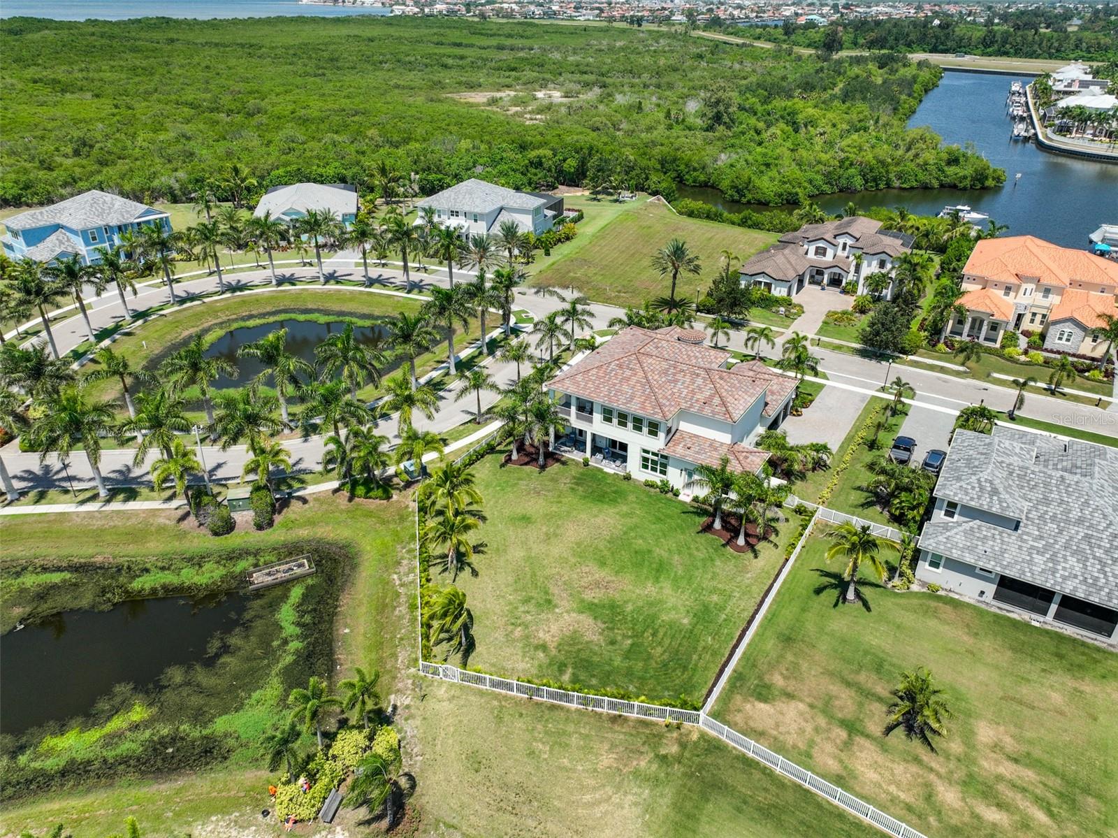 MIRABAY PH 3C-3 - Residential