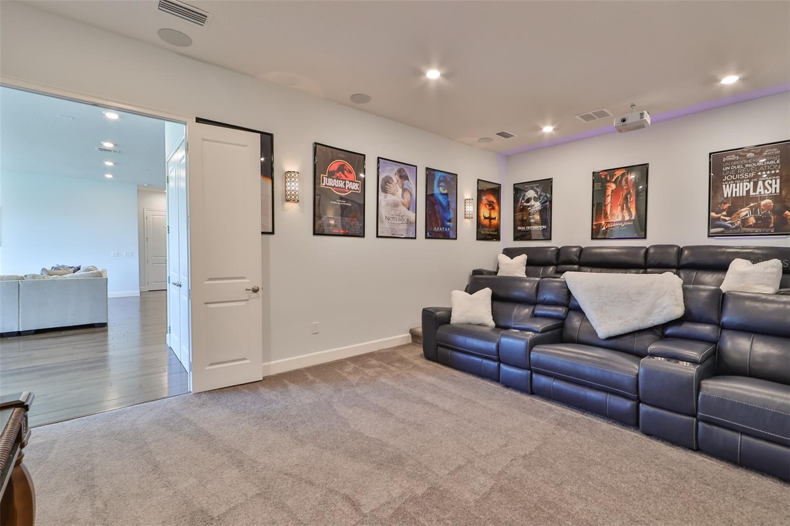 MIRABAY PH 3C-3 - Residential