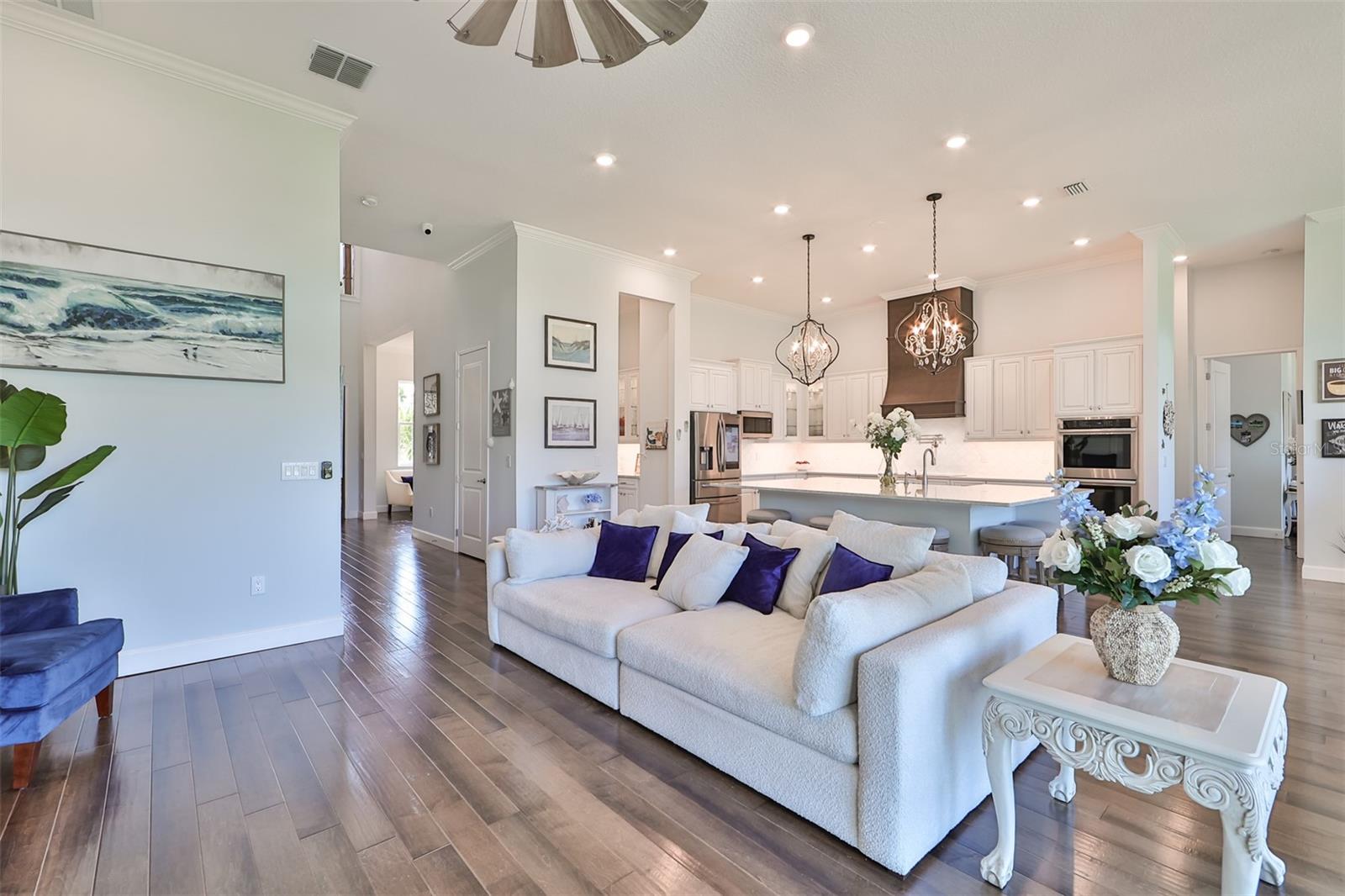 MIRABAY PH 3C-3 - Residential