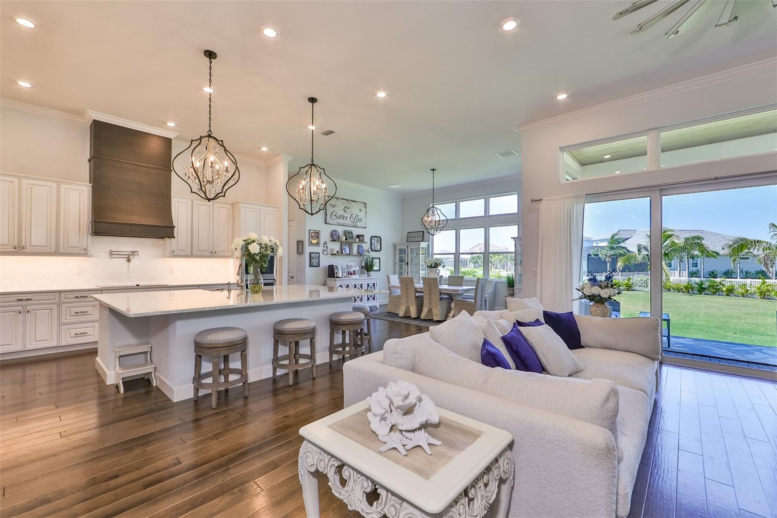 MIRABAY PH 3C-3 - Residential