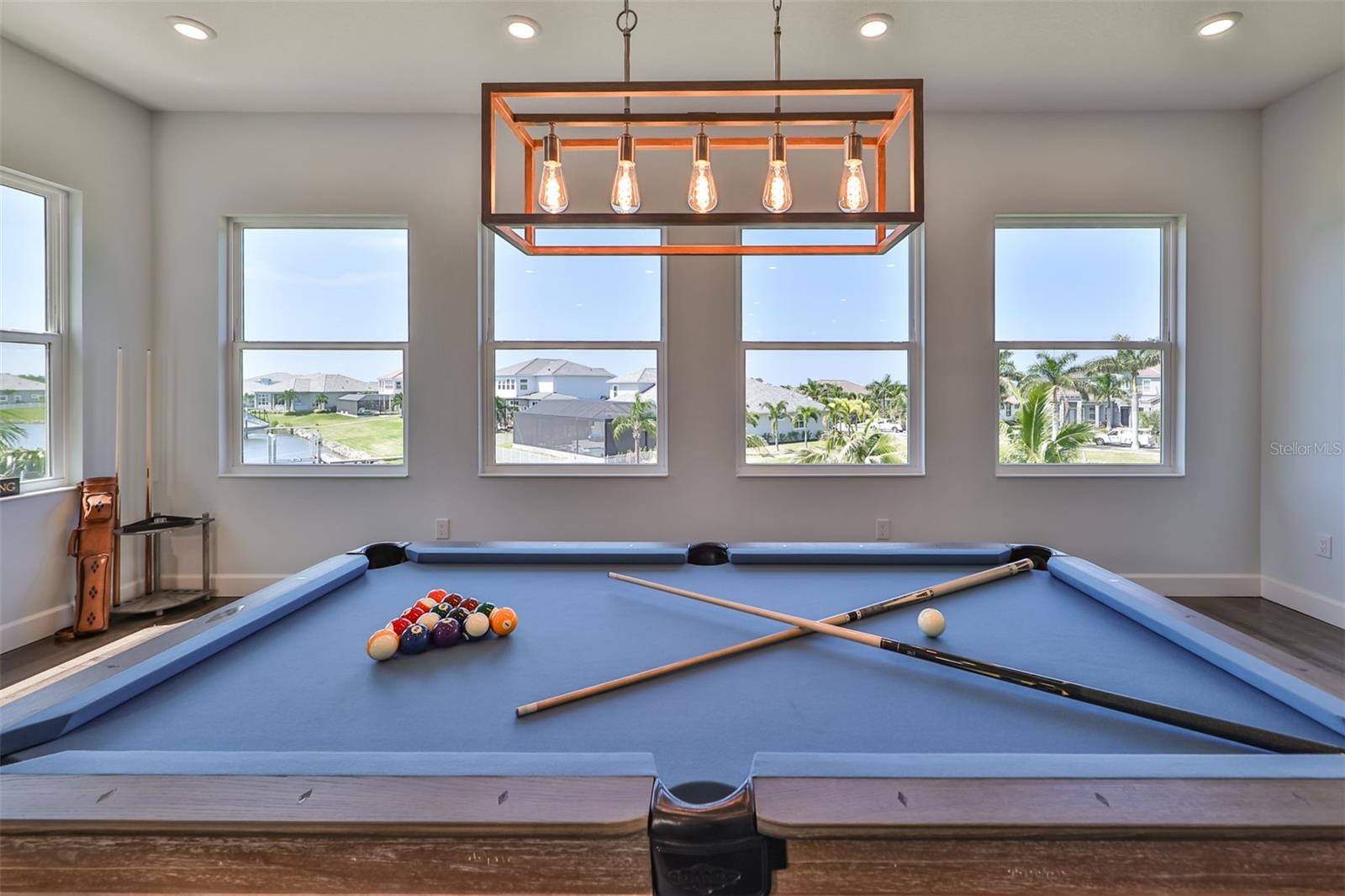 MIRABAY PH 3C-3 - Residential