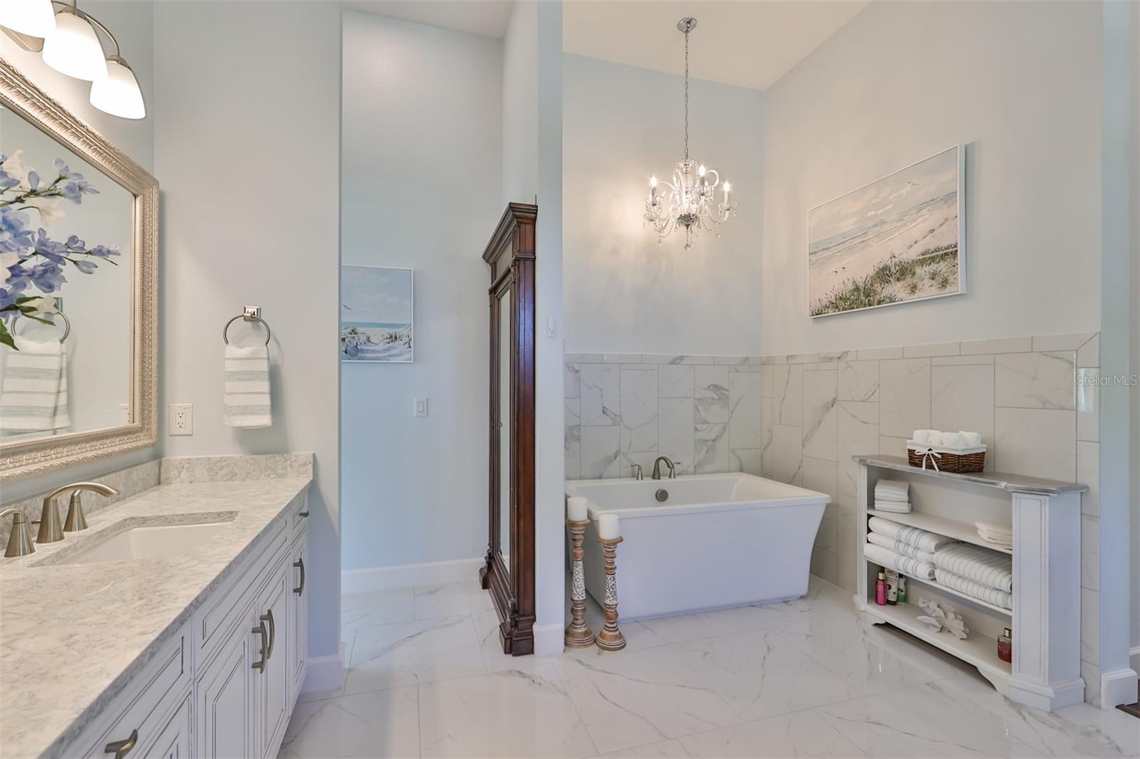 MIRABAY PH 3C-3 - Residential