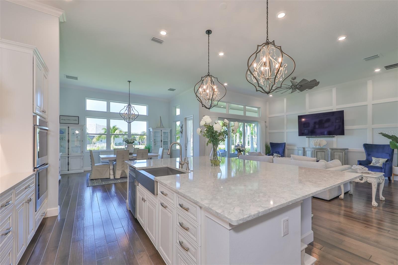 MIRABAY PH 3C-3 - Residential