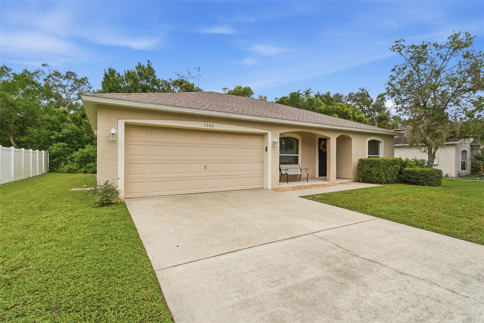 1302 BENTON LAKE DRIVE E