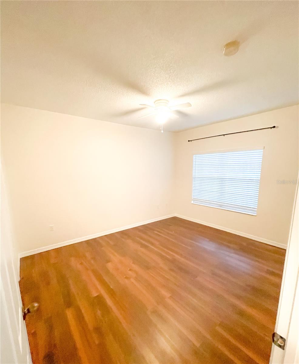 THE LINKS - Residential Lease