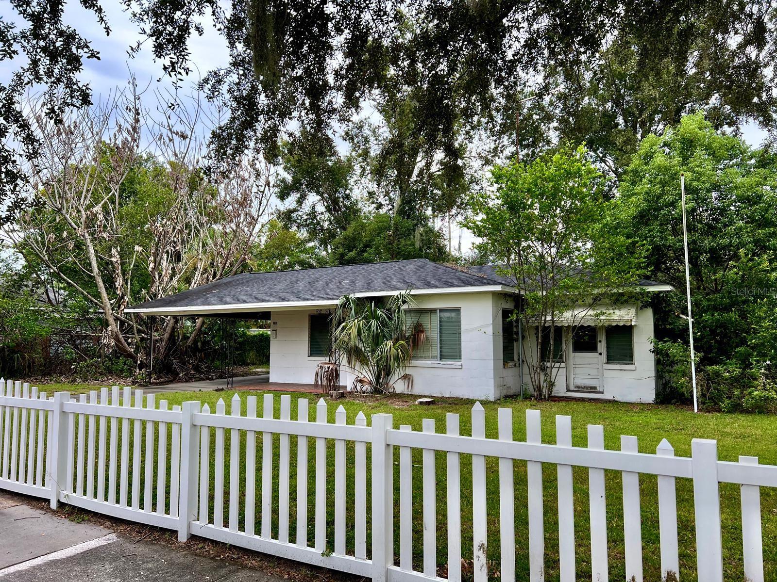 405 FRANCIS BOULEVARD