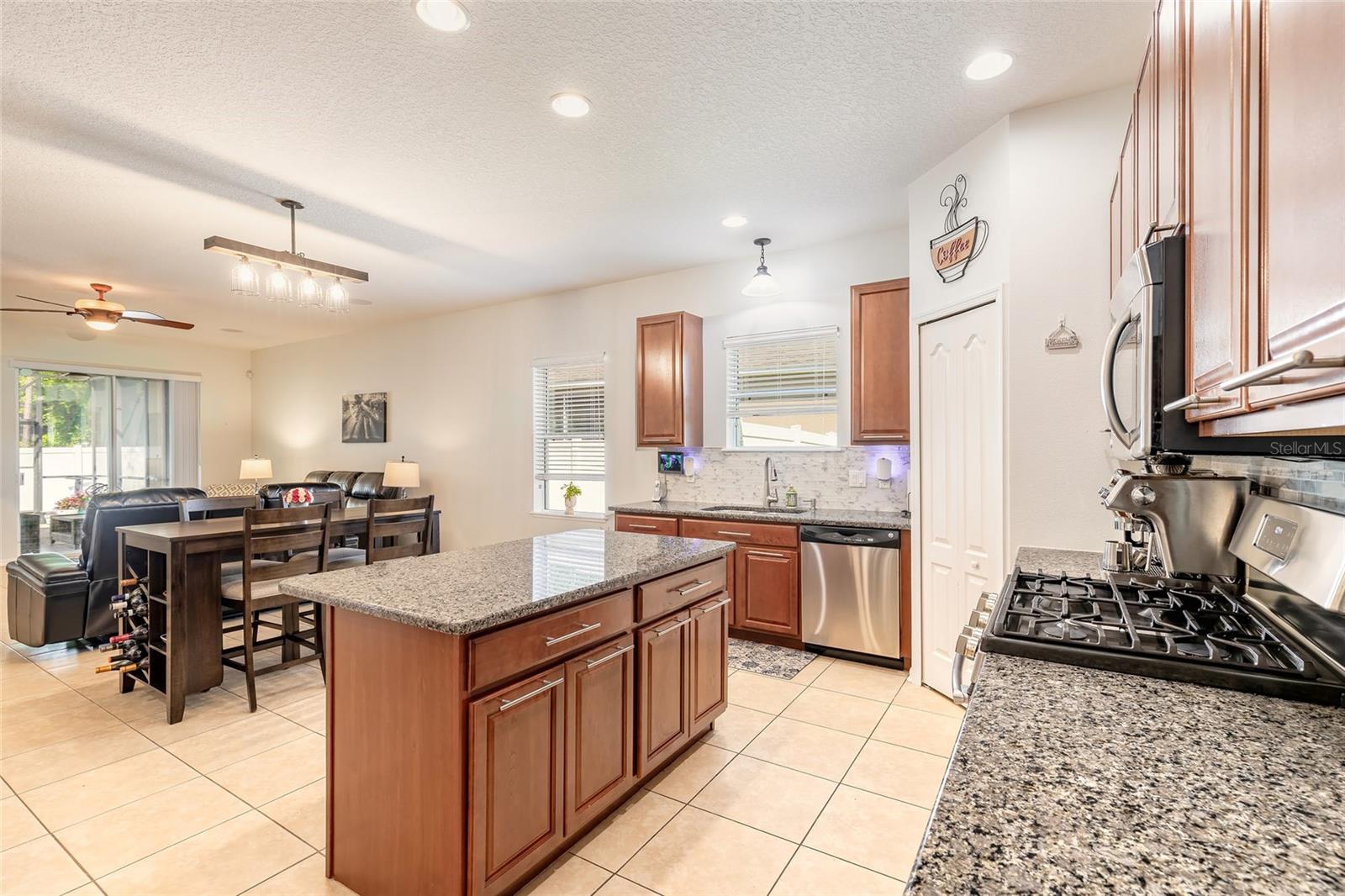 SUNSET COVE PH 03 - Residential