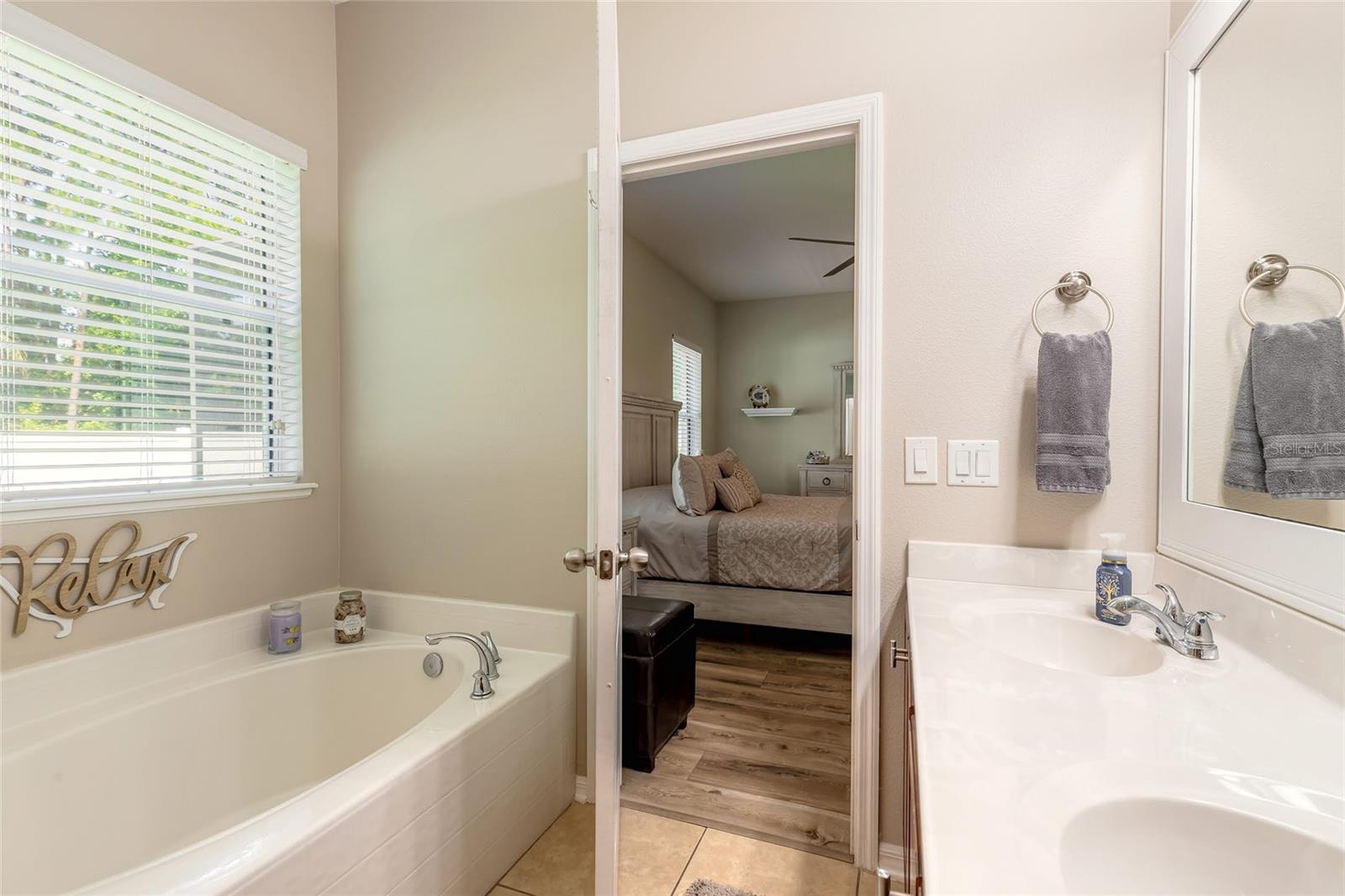 SUNSET COVE PH 03 - Residential