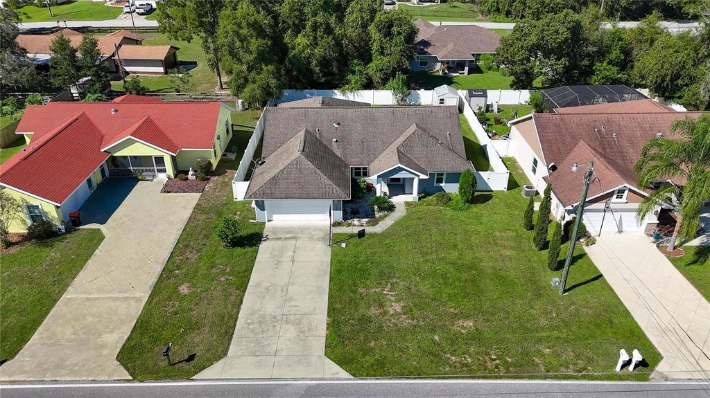 Photo of 16370 SE 84th Terrace, Summerfield, FL 34491 (MLS # TB8440056)