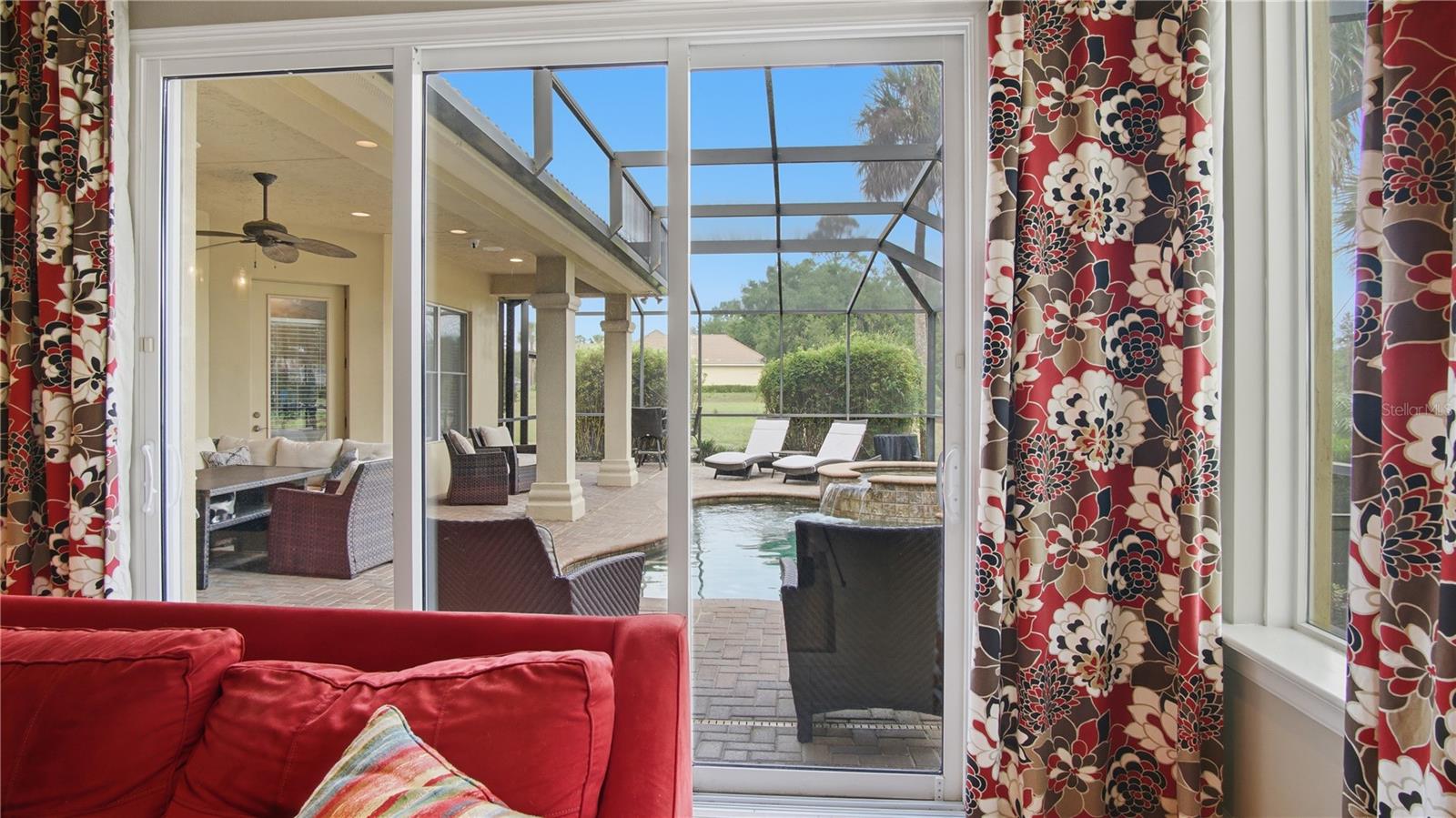 JULIETTE FALLS - Residential