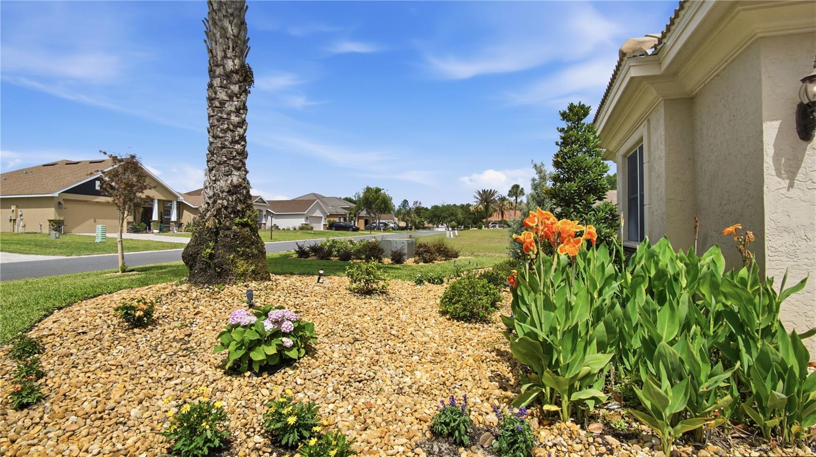 JULIETTE FALLS - Residential