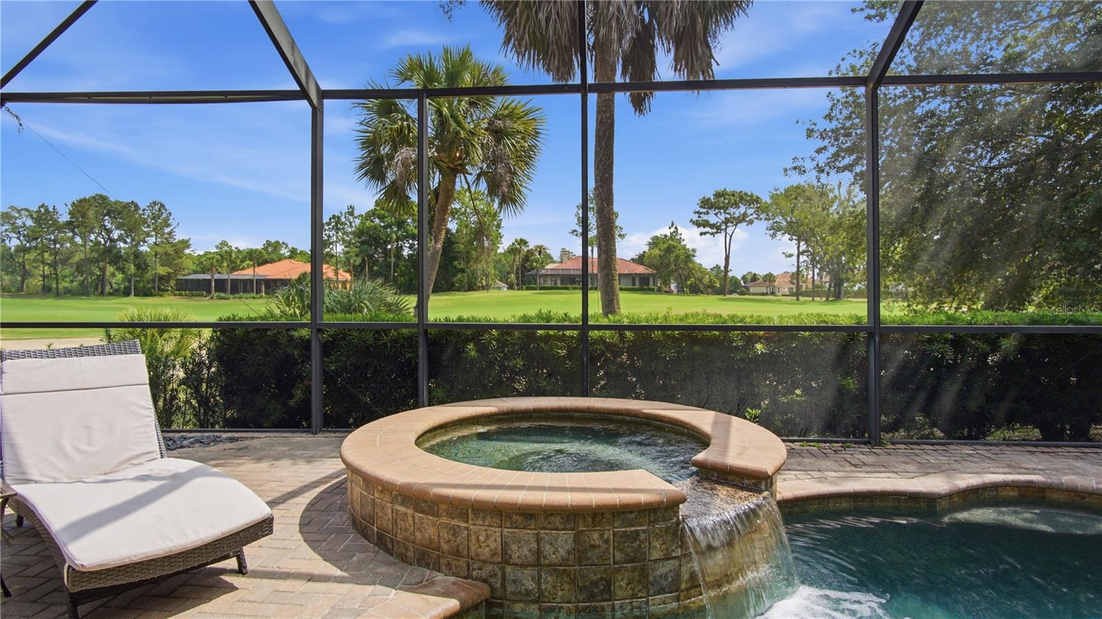 JULIETTE FALLS - Residential