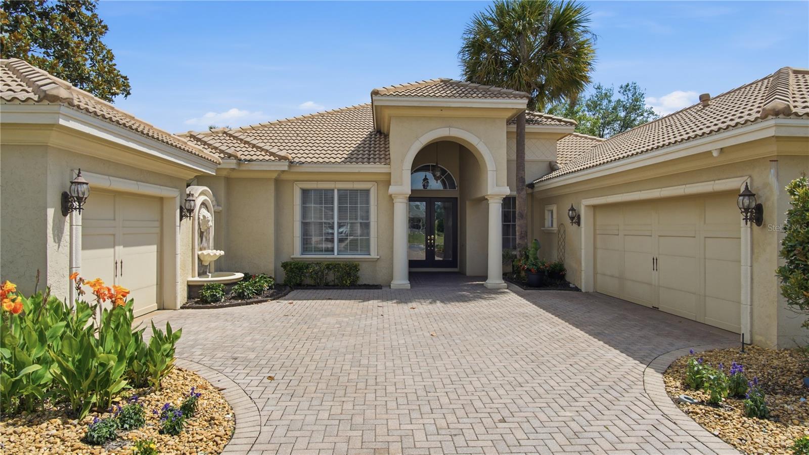 JULIETTE FALLS - Residential
