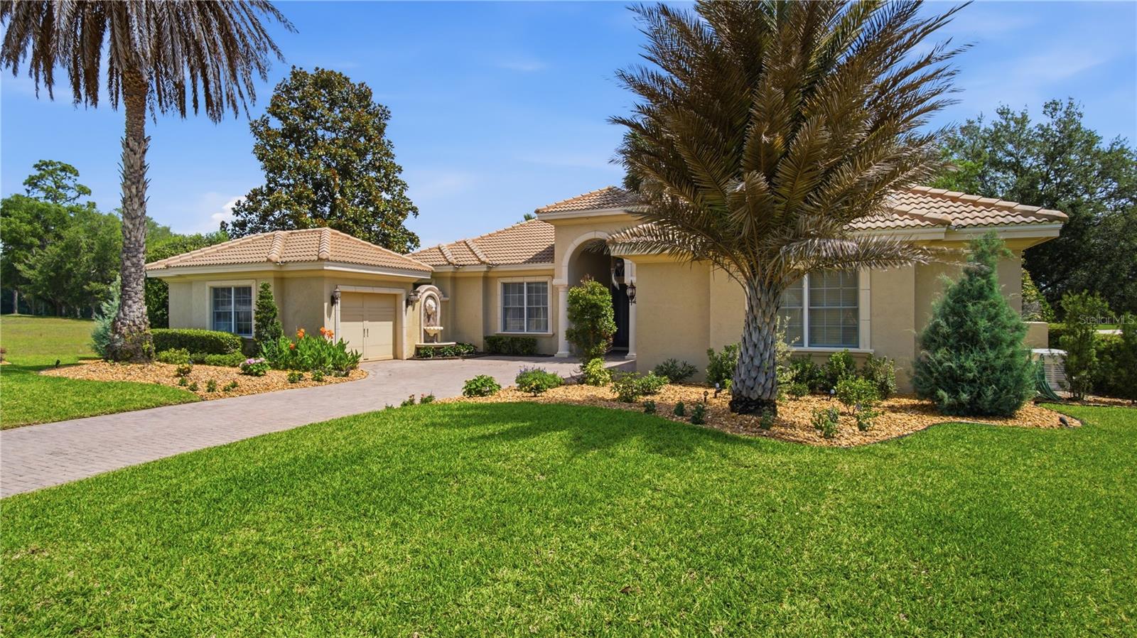 JULIETTE FALLS - Residential