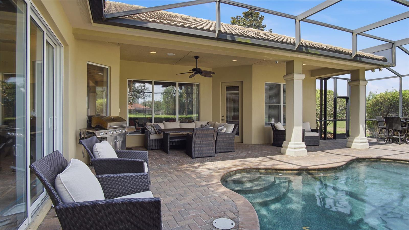 JULIETTE FALLS - Residential