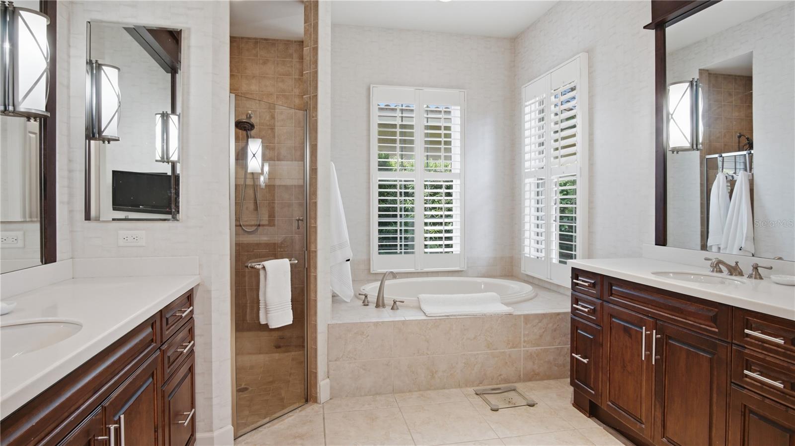 JULIETTE FALLS - Residential