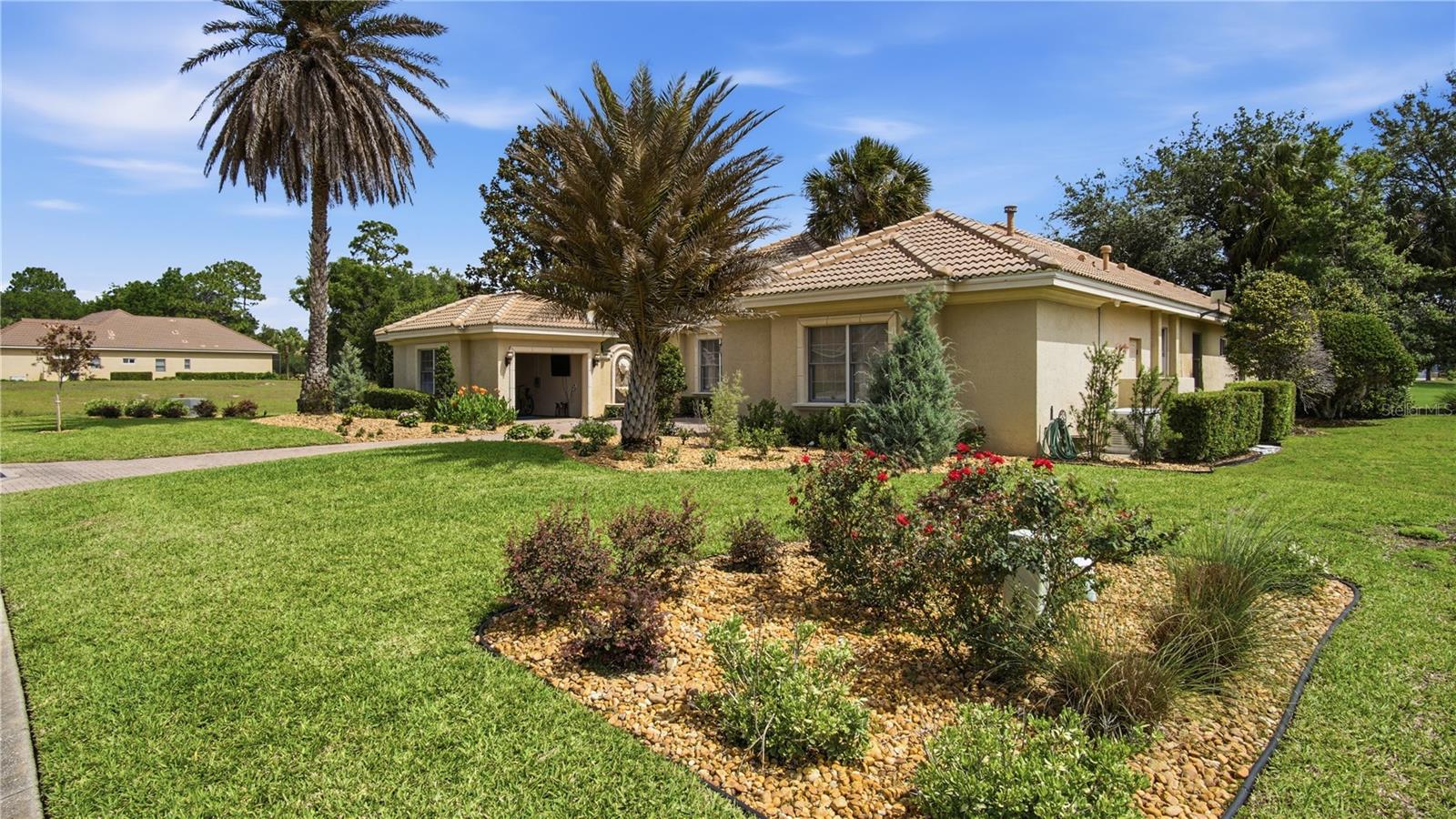 JULIETTE FALLS - Residential