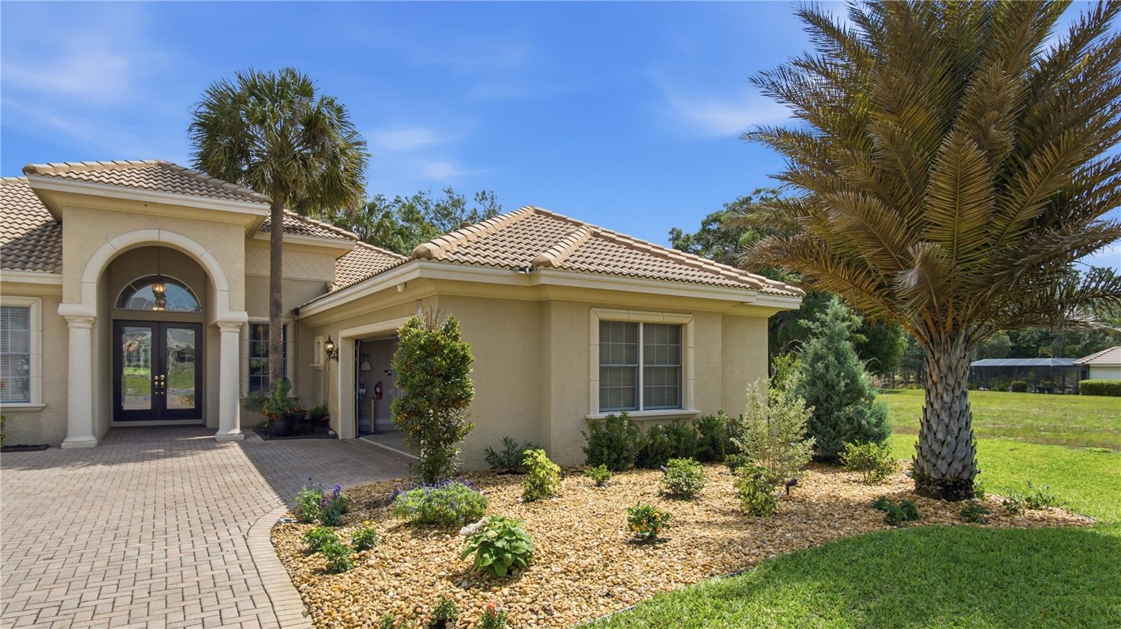 JULIETTE FALLS - Residential