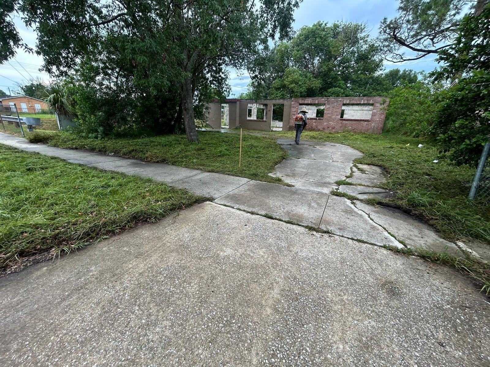 2260 WILLIE MAYS PARKWAY