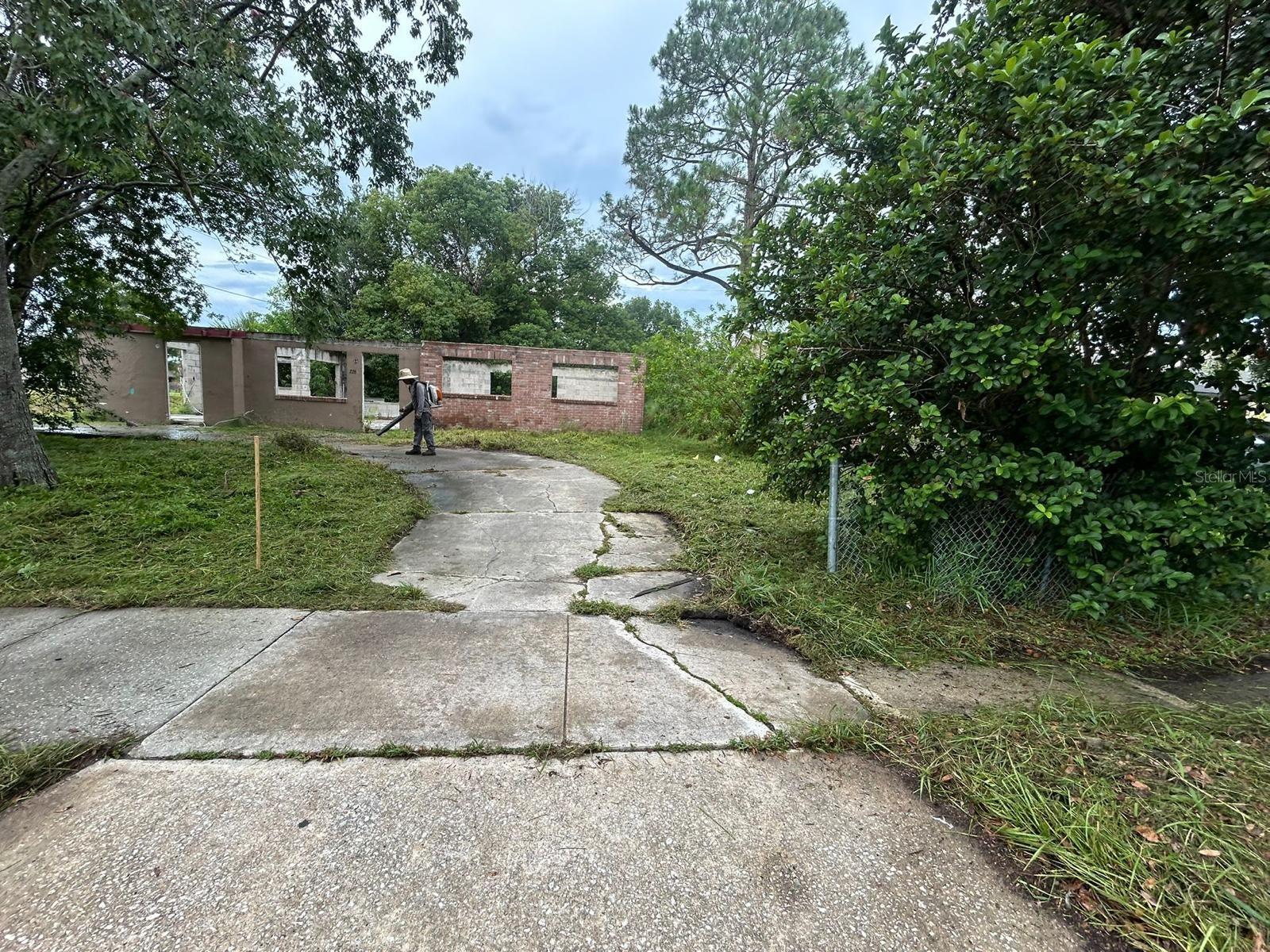 2260 WILLIE MAYS PARKWAY