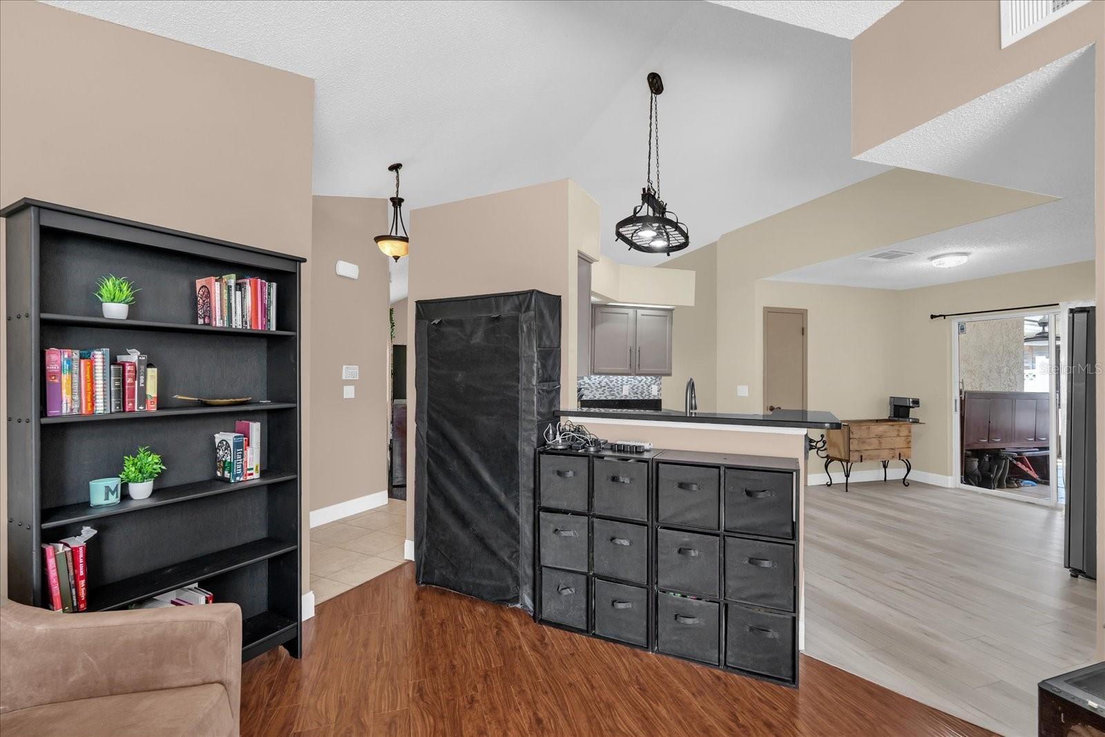 MEADOW WOODS VILLAGE 08 - Residential