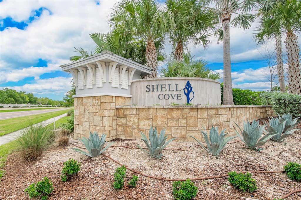 Photo of 1325 Anchor Bend Drive, Ruskin, FL 33570 (MLS # TB8541041)