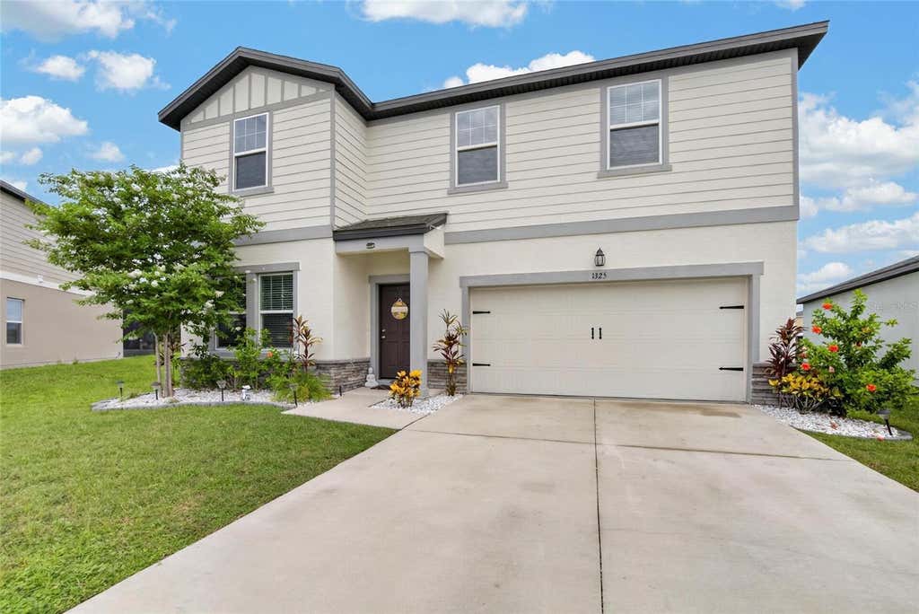 Photo of 1325 Anchor Bend Drive, Ruskin, FL 33570 (MLS # TB8541041)