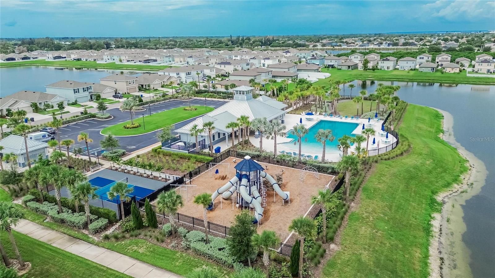 1325 ANCHOR BEND DRIVE