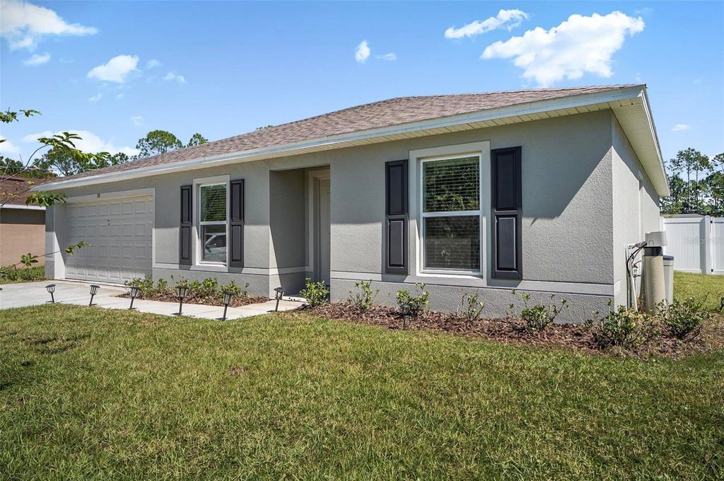 Photo of 38 Pretoria Lane, Palm Coast, FL 32164 (MLS # FC312942)