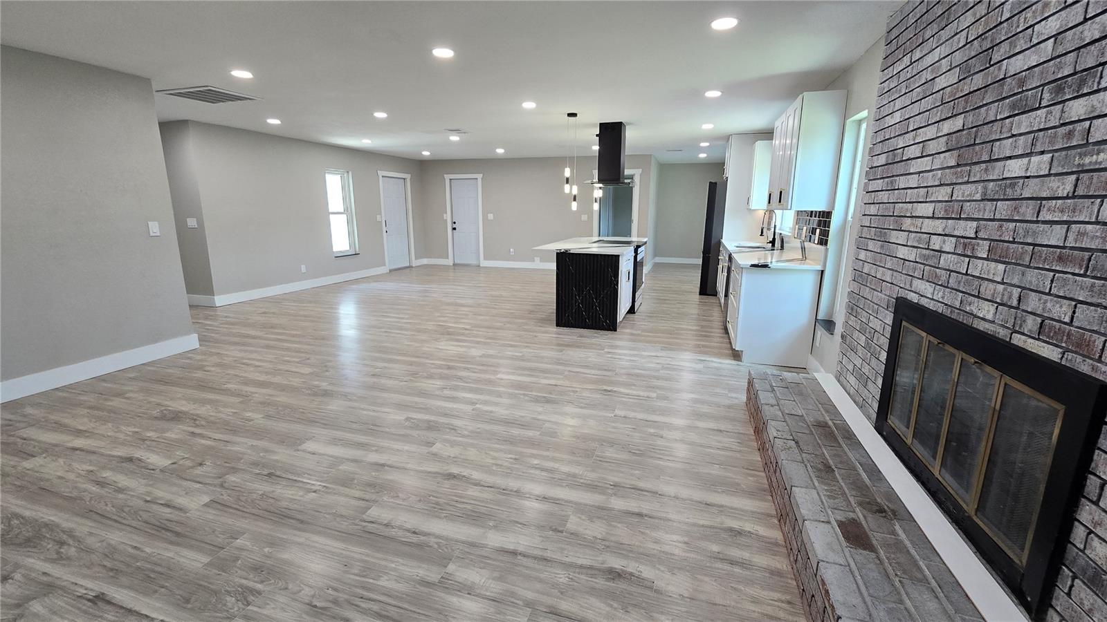 SEA PINES - Residential