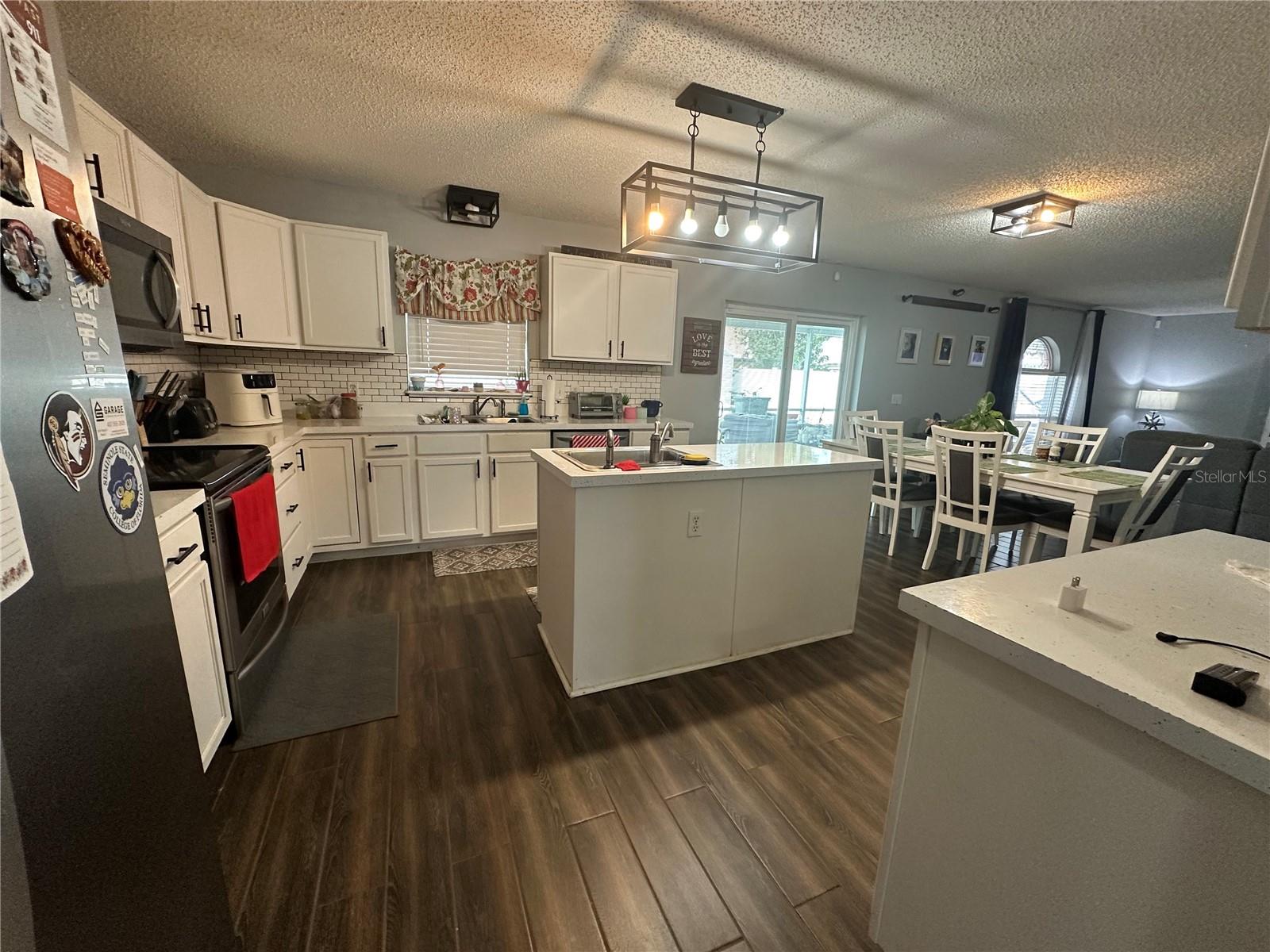 CELERY LAKES PH 1 - Residential