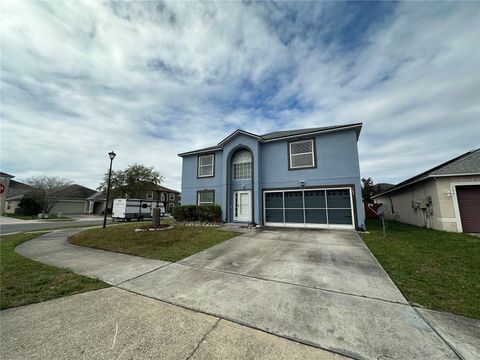 Photo of 102 Wheatfield Circle, Sanford, FL 32771 (MLS # O6392537)