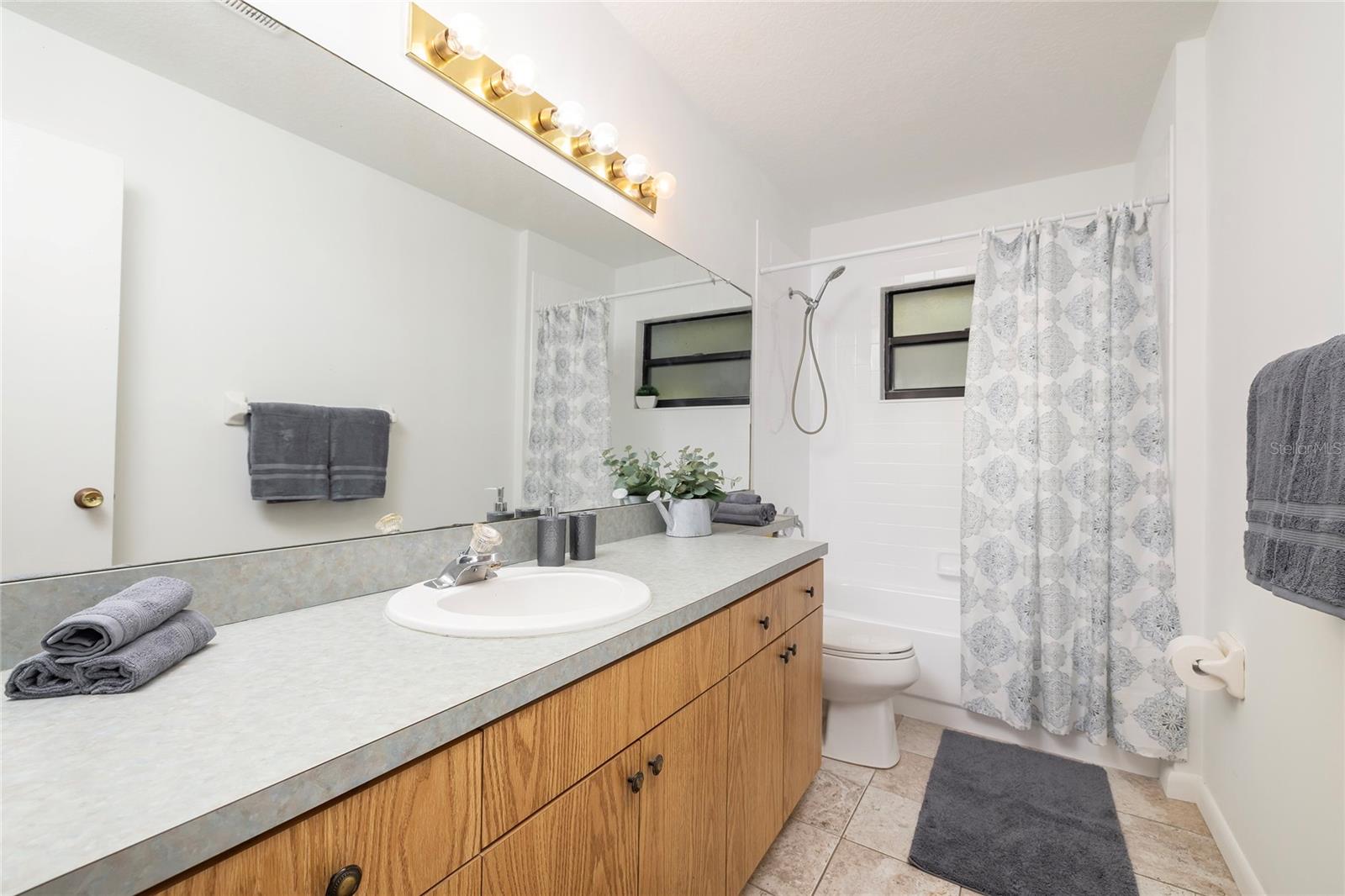 LEALMAN HIGHLANDS 2 - Residential