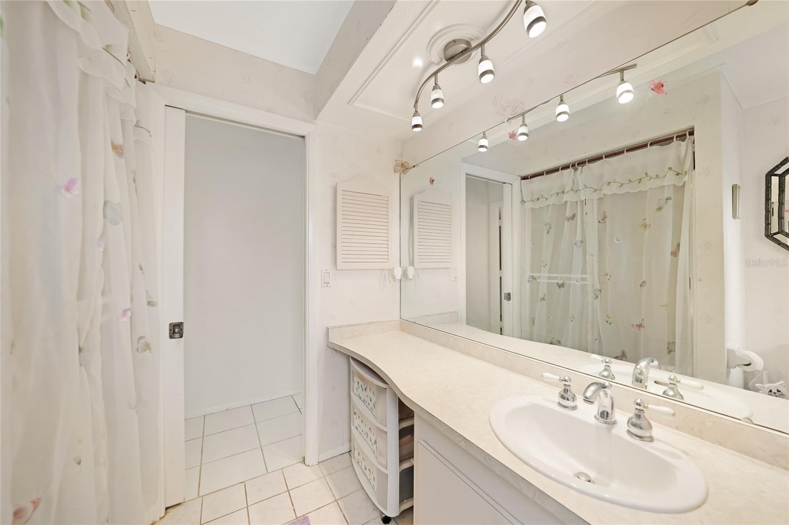 VENICE EAST 4TH ADD - Residential