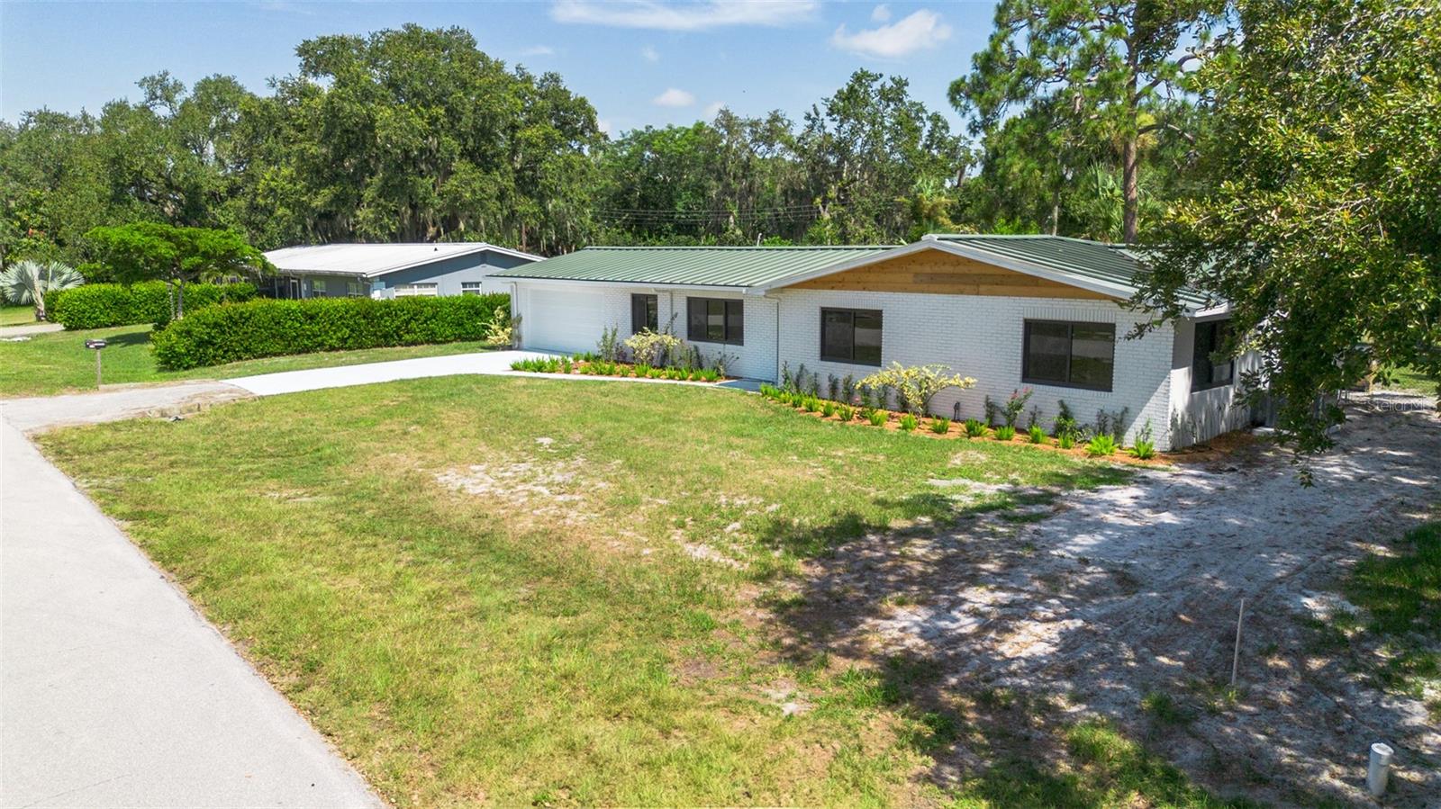 OKEECHOBEE ESTATES - Residential