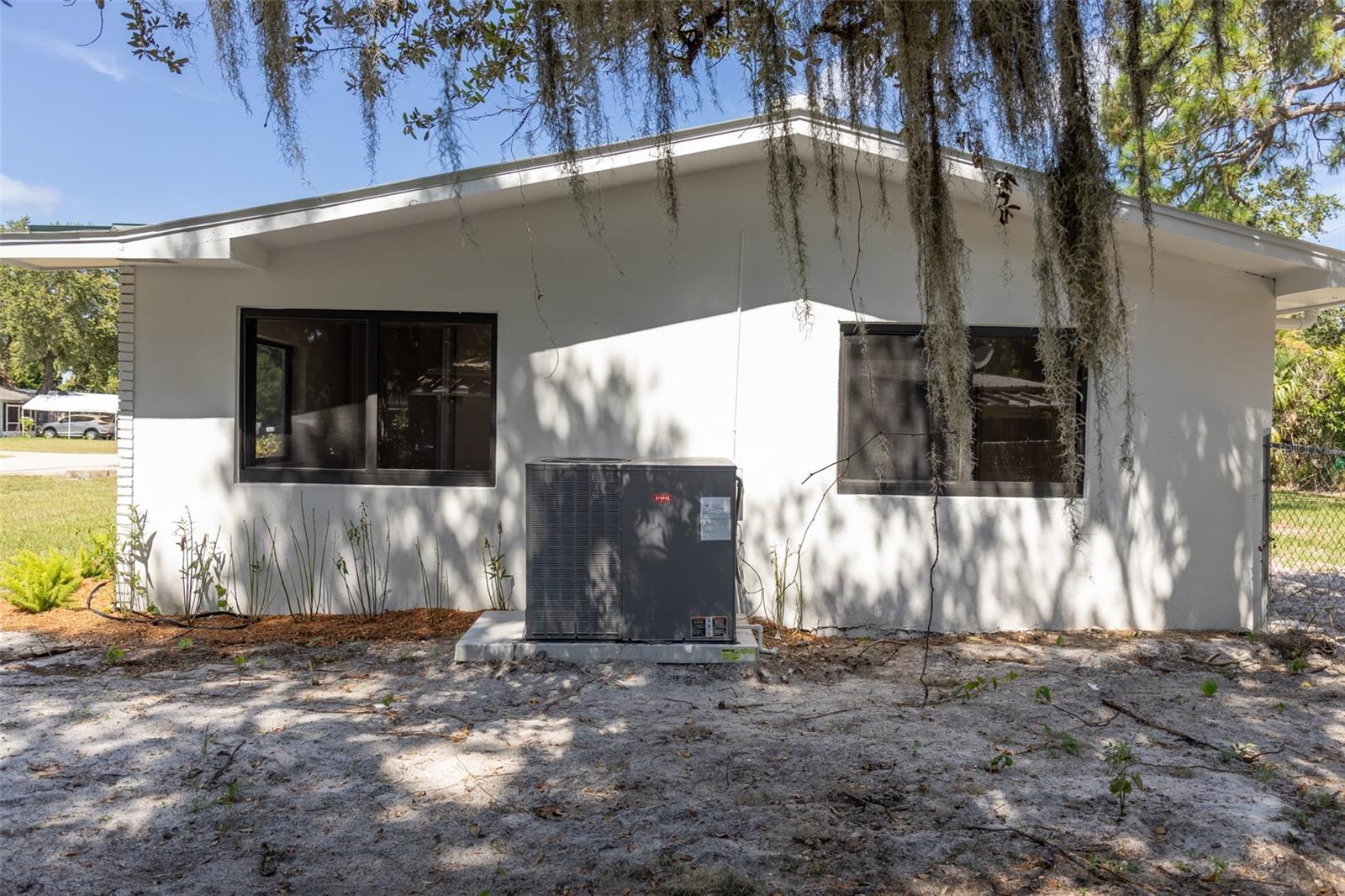 OKEECHOBEE ESTATES - Residential
