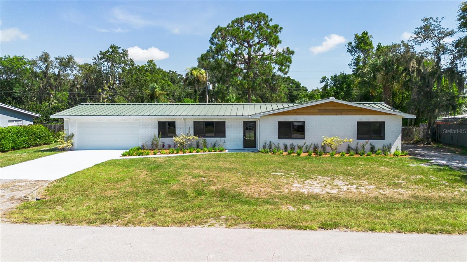 OKEECHOBEE ESTATES - Residential