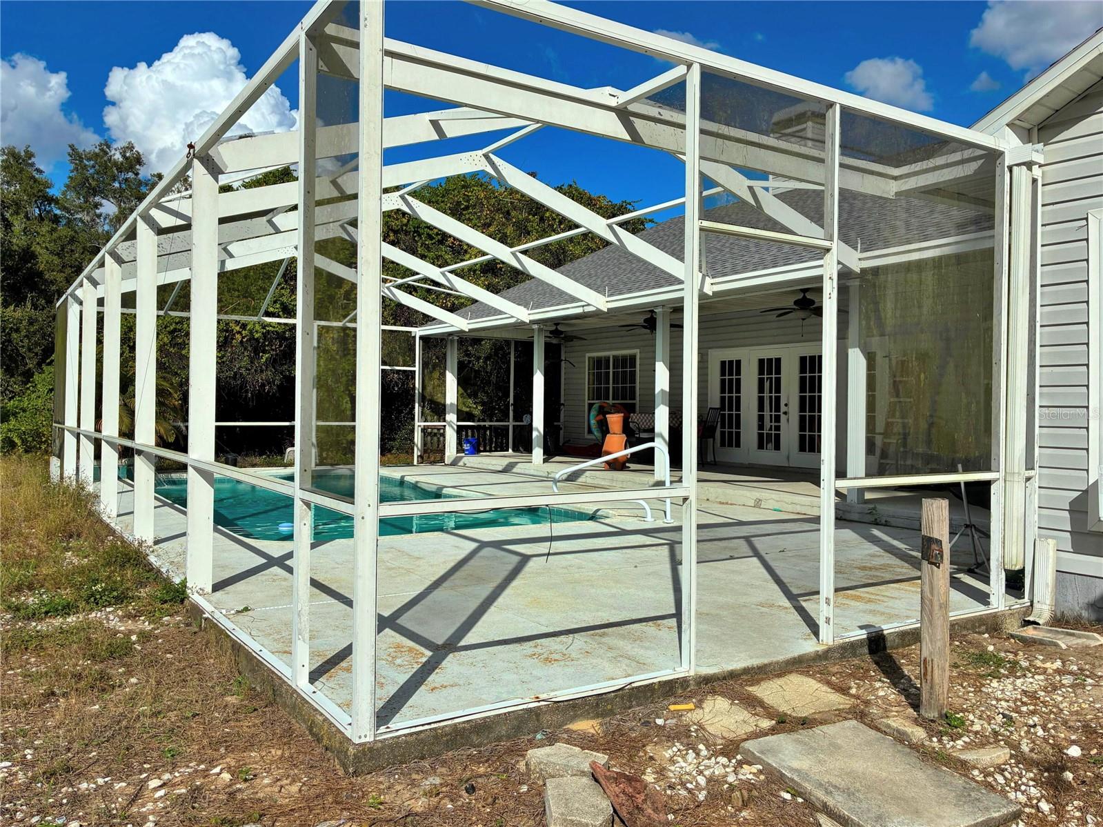 MOSER MARY B EST - Residential