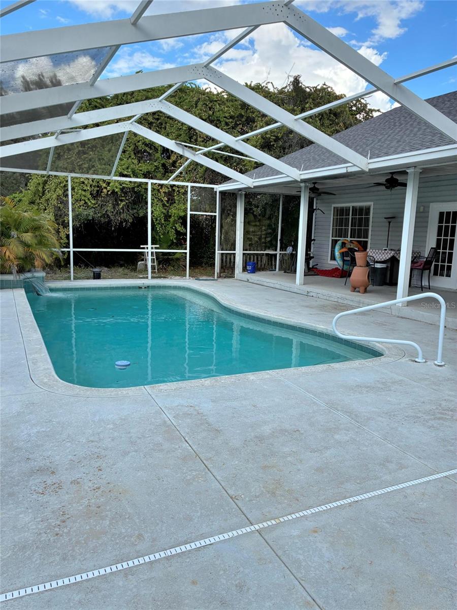 MOSER MARY B EST - Residential