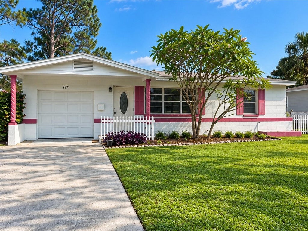 Photo of 8371 55th Way, Pinellas Park, FL 33781 (MLS # TB8554591)