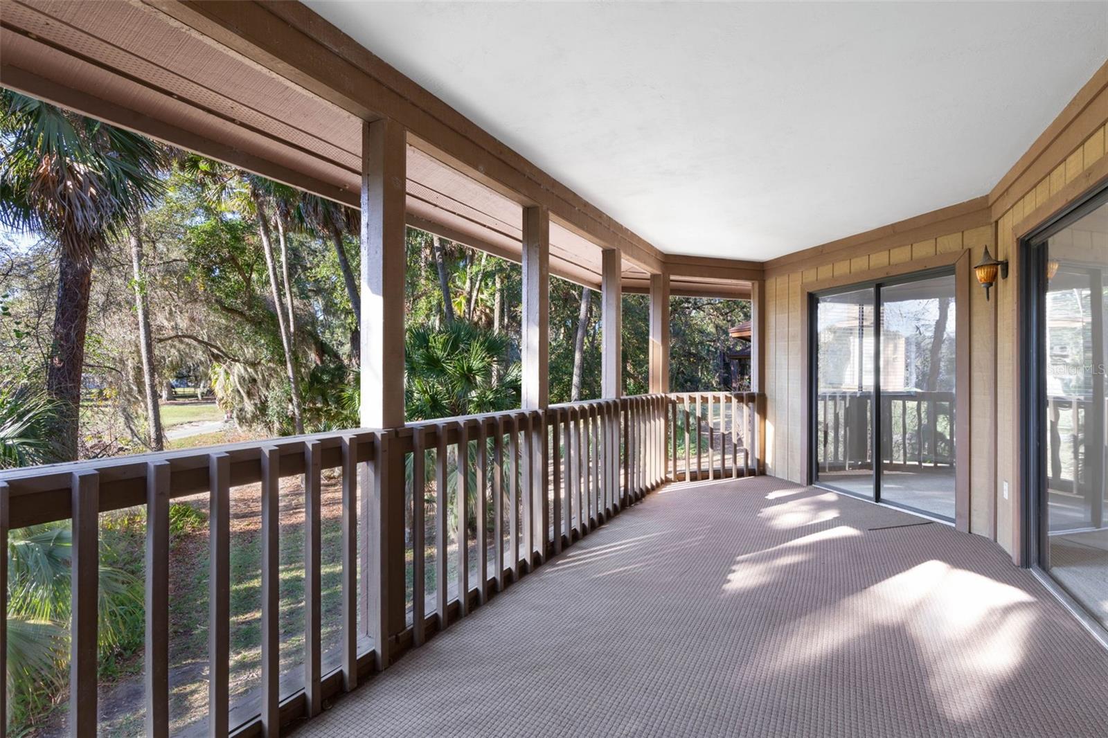 6 GREENBRIAR COURT 6