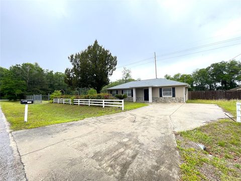 Photo of 4250 NW 26th Terrace, Ocala, FL 34475 (MLS # OM722476)